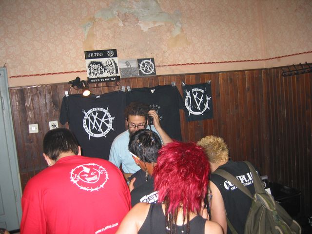 20040708_0037.jpg - click for next picture